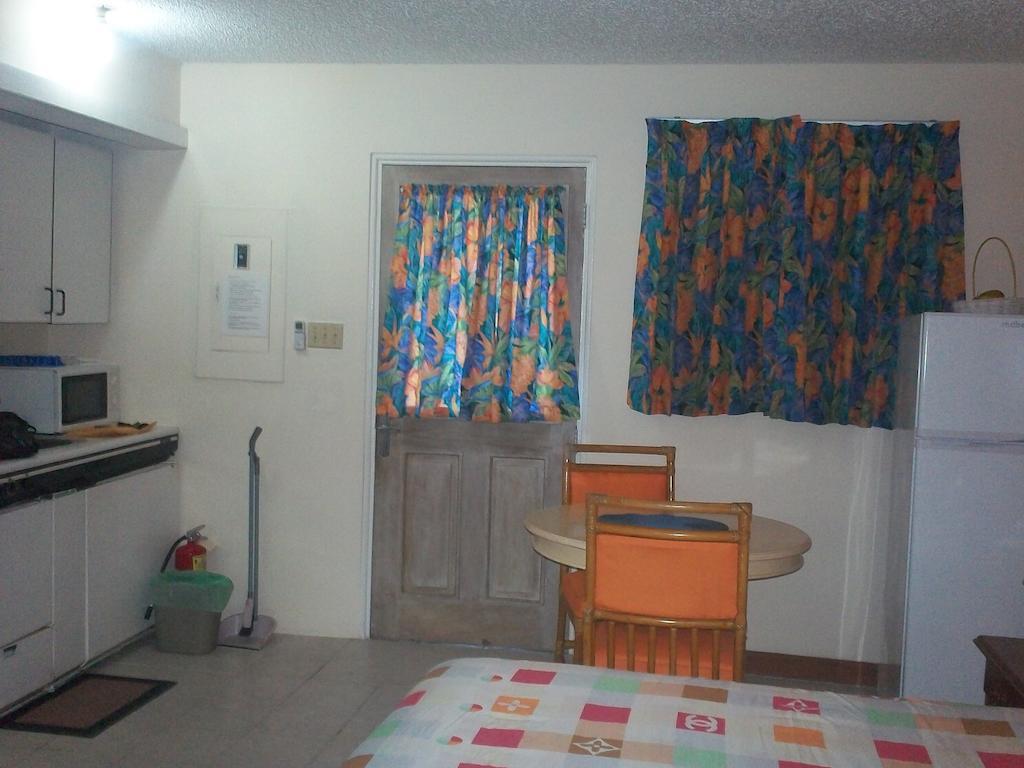 Point Village, Negril, Jamaica Kamer foto