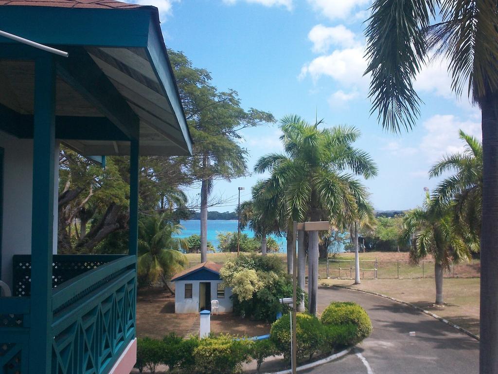 Point Village, Negril, Jamaica Buitenkant foto